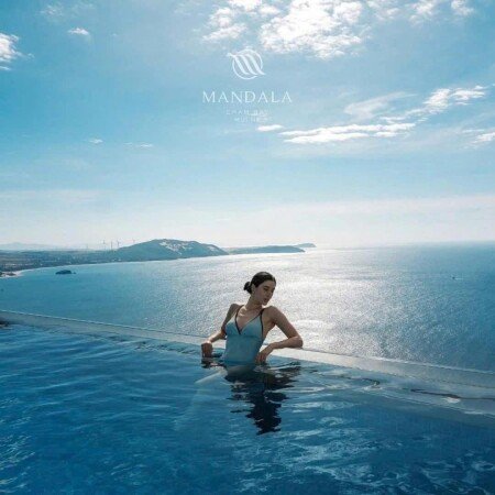 Hotel with pool