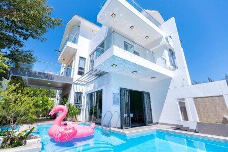 Villa 6 bedrooms, with pool