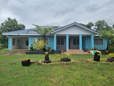 House 4 bedrooms, with garden
