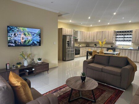 Apartment 3 bedrooms, with pool