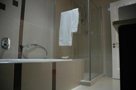 Bed and breakfast 1 bedroom, with pool