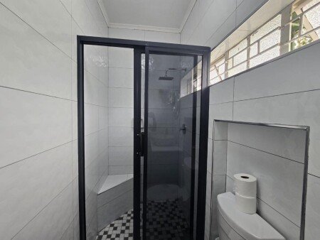 House 3 bedrooms, with garden