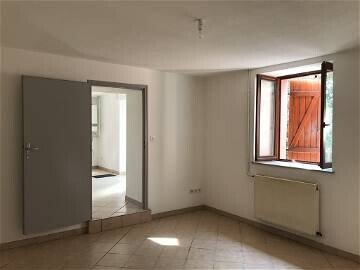 T4 3 voyageurs, avec parking