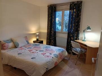 Chambre 1 voyageur, avec parking