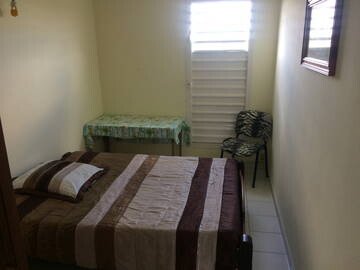 Chambre 4 voyageurs, avec parking