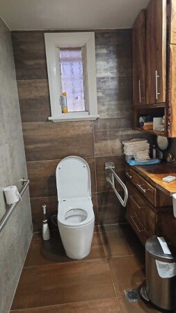 Room 1 guest, with garden