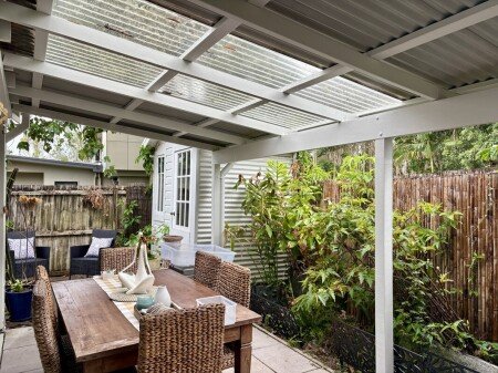 House 2 bedrooms, with garden
