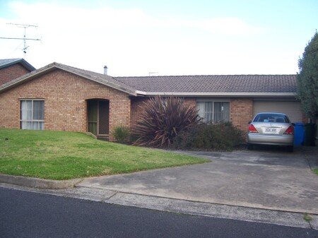 Room 1 guest, with garden
