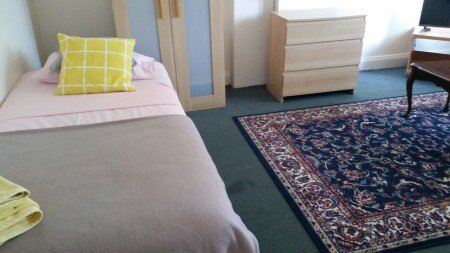 Chambre 4 voyageurs, avec jardin