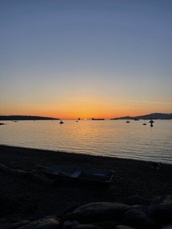 Room 2 guests, with pool