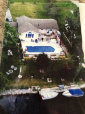 Room 5 guests, with pool