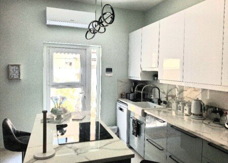 House 1 bedroom, with garden