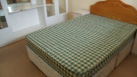 Accommodation 2 bedrooms, with garden