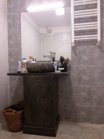 Room 2 guests, with wifi