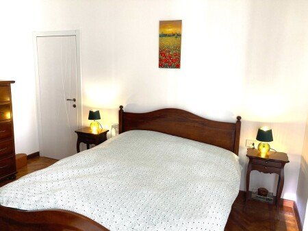 Room 2 guests, with wifi