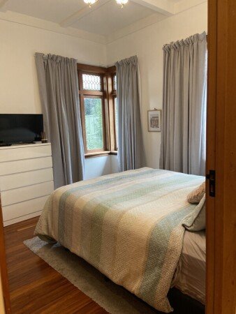 Room 2 guests, with garden