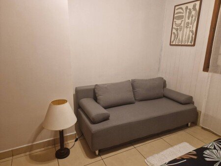 Room 4 guests, with pool