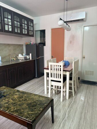 Room 4 guests, with garden