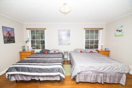 Room 9 guests, with garden