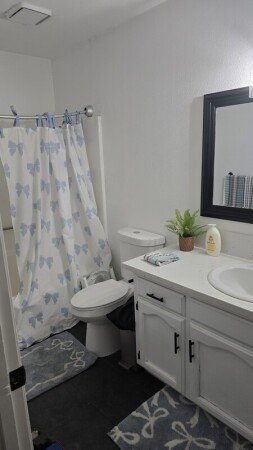 Room 2 guests, with wifi