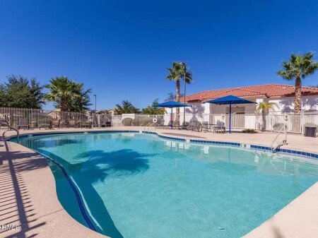 Room 3 guests, with pool