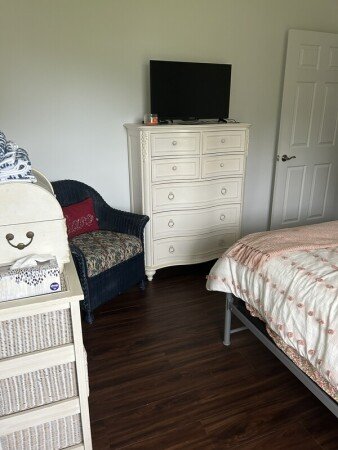 Room 2 guests, with wifi