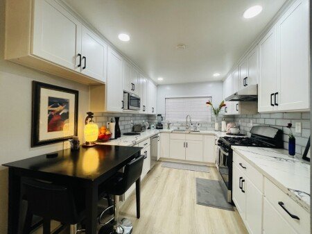 Room 2 guests, with pool