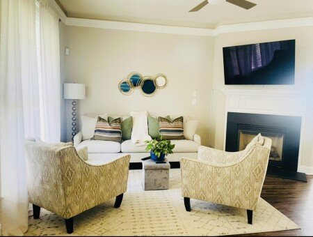 Room 2 guests, with garden