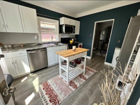 Room 4 guests, with garden