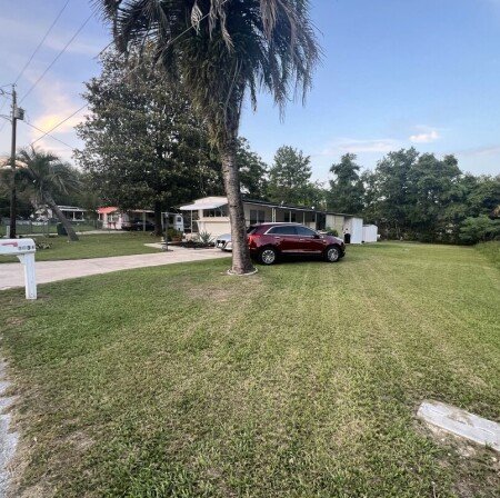 Room 1 guest, with garden