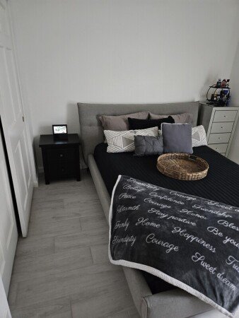 Room 1 guest, with pool