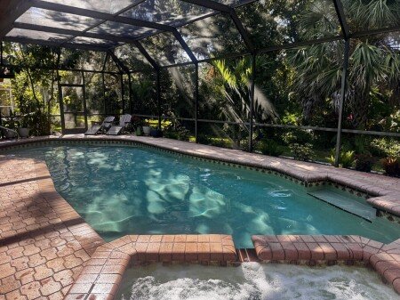 Room 1 guest, with pool