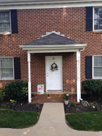 Room 1 guest, with pool