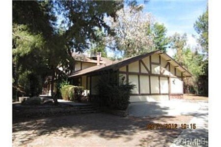 Room 1 guest, with pool