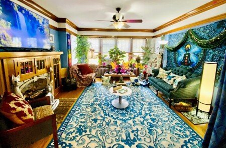 Room 11 guests, with garden