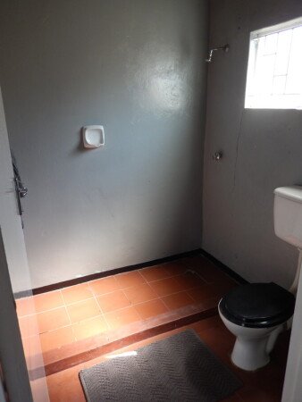 Room 2 guests, with garden