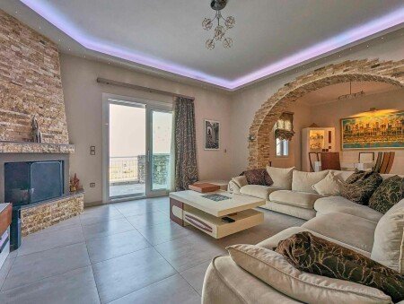 House 4 bedrooms, with air conditioning