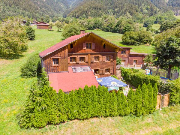 Wohnung 3 Schlafzimmer, mit Garten