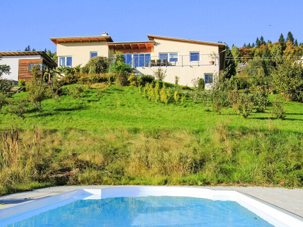 Villa 5 Schlafzimmer, mit Pool