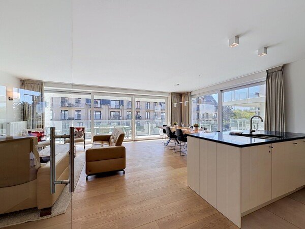 Résidence moderne, 3 chambres, avec jardin