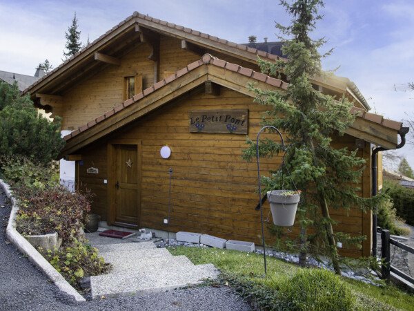 Chalet confortable, 5 chambres, avec jacuzzi