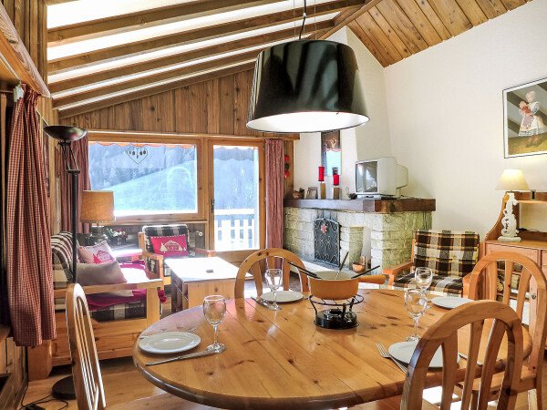 Appartement confortable, 2 chambres, avec cheminée