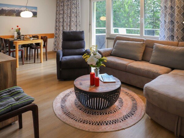 Wohnung 2 Schlafzimmer, mit Garten