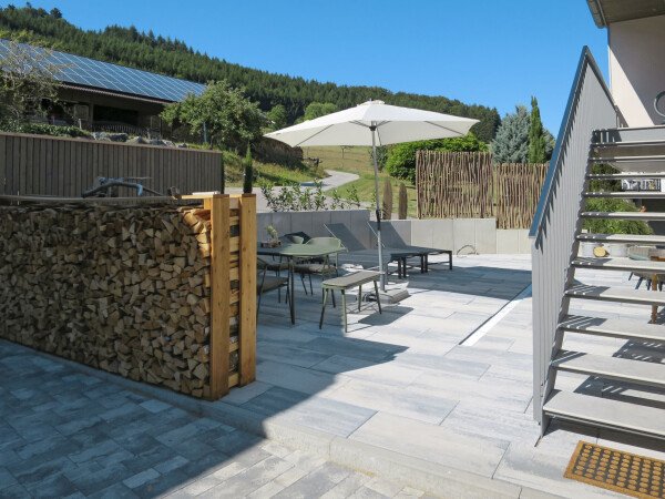 Wohnung 2 Schlafzimmer, mit Garten