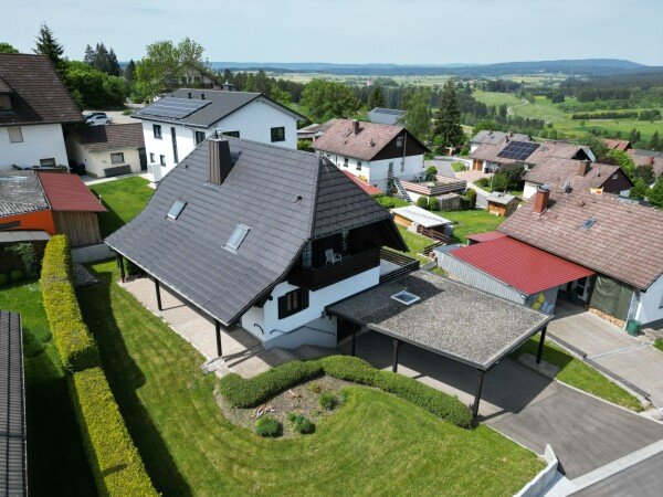 Wohnung 2 Schlafzimmer, mit Garten