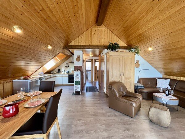 Wohnung 2 Schlafzimmer, mit Garten