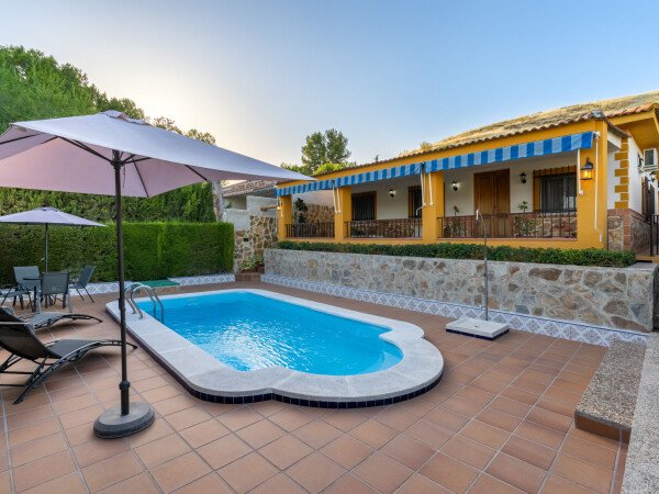 Casa 3 habitaciones, con piscina