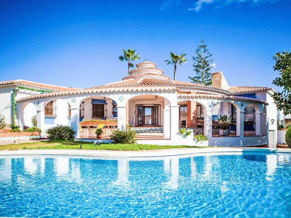Villa moderne, 3 chambres, avec jacuzzi