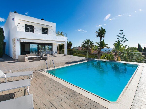 Villa 4 bedrooms, with sea view