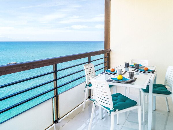 Appartement moderne, 1 chambre, avec vue sur mer